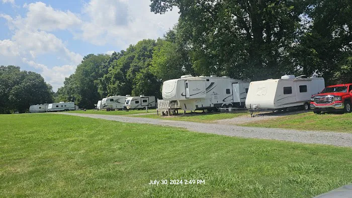 Rural Retreat Campground Picture 9