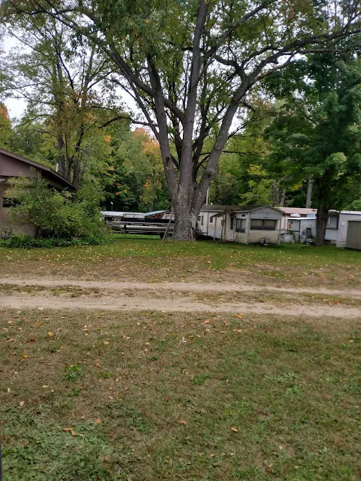 Burton's Trailer Park Picture 3