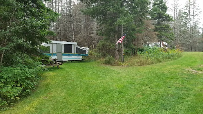 Spruce Hollow Campground Picture 9