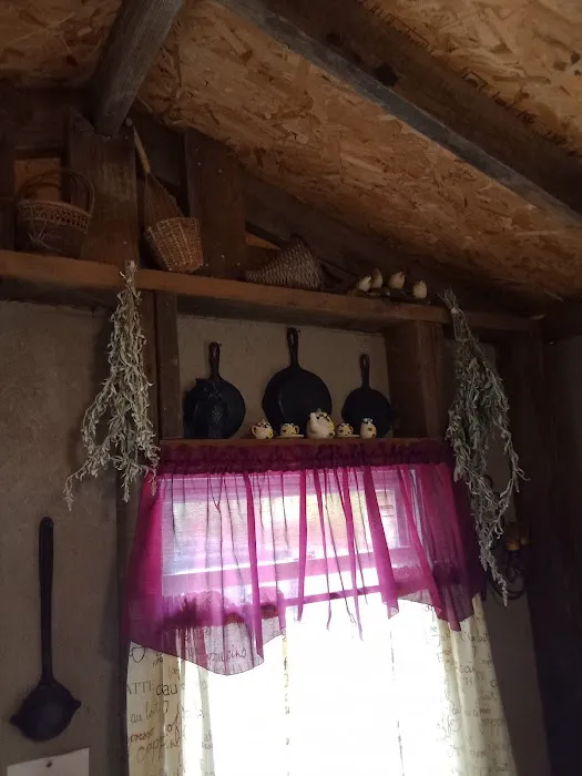 Tall Pines Retreat Picture 6