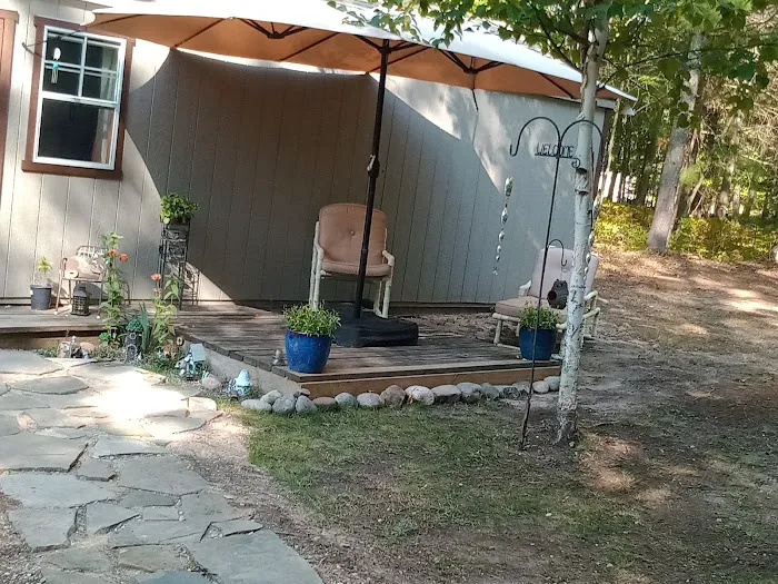 Tall Pines Retreat Picture 1