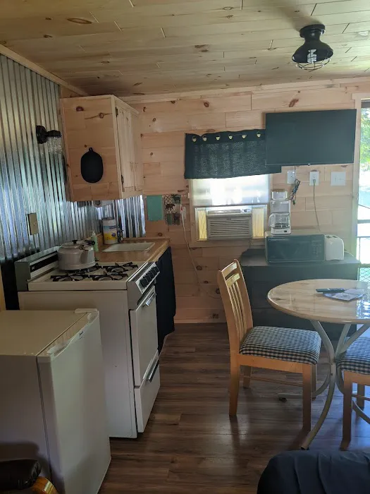 Atlanta River Cabins Picture 10