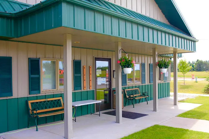 Holiday RV Park & Campground Picture 2