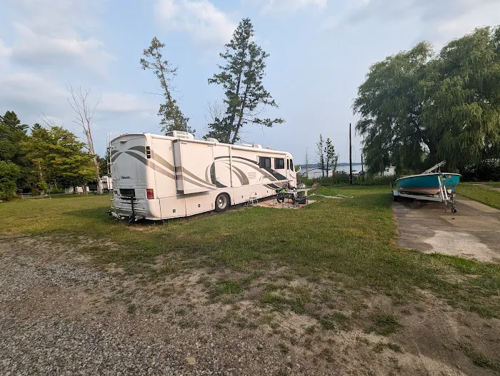 Paradise Cove Campground Picture 7