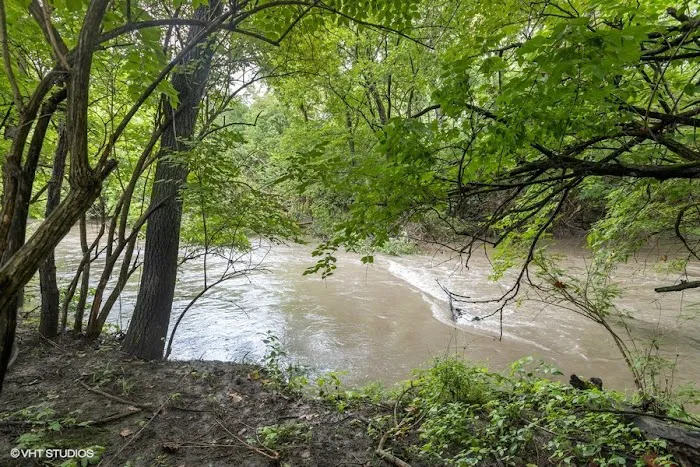 Waupecan Valley Park Picture 7