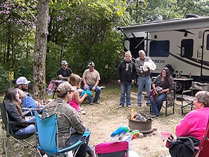 Glenwood RV Resort Picture 2