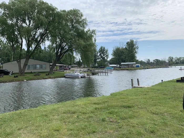 Manistee River RV Resort & Marina Picture 4