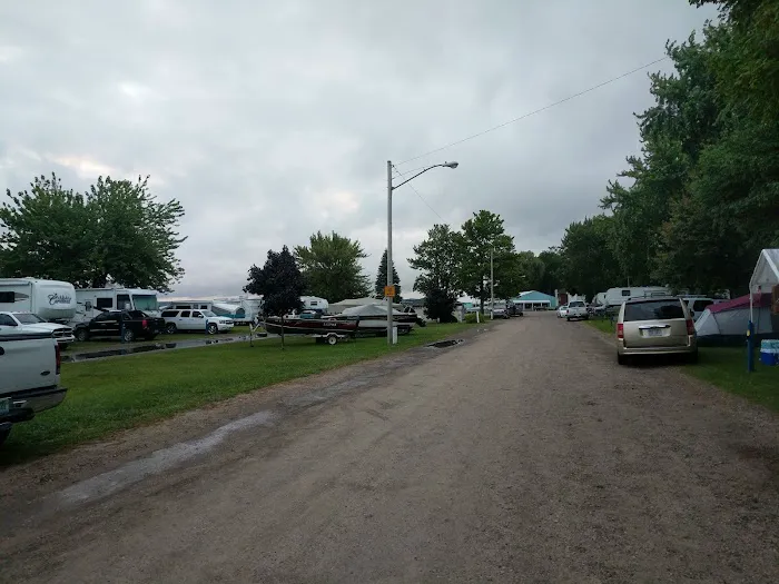 Hopkins Park Campground Picture 4