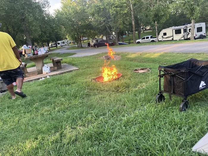 Defeated Creek Campground Picture 6