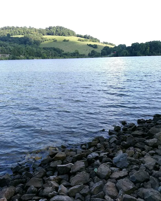 Defeated Creek Campground Picture 9