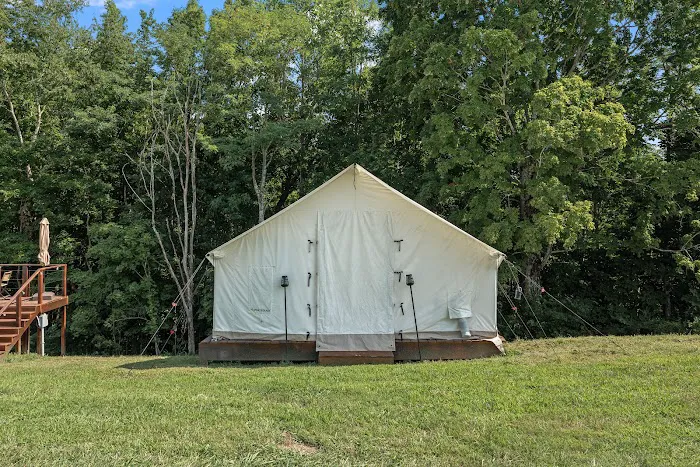 Tennessee Glamping Resort on Center Hill Lake Picture 6