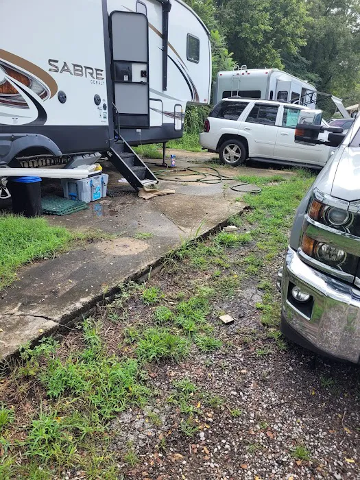 Center Hill Campground Picture 7