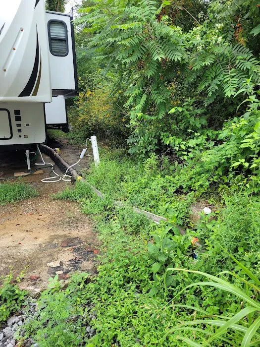 Center Hill Campground Picture 10
