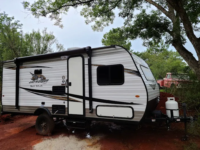 Waterside Camper Rentals Picture 4