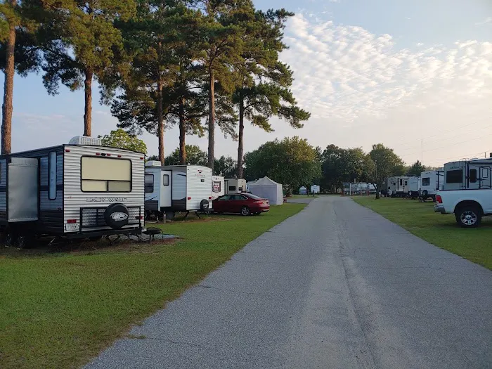 Ponderosa Campgrounds Picture 2