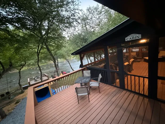 The Landing Riverside Picture 5