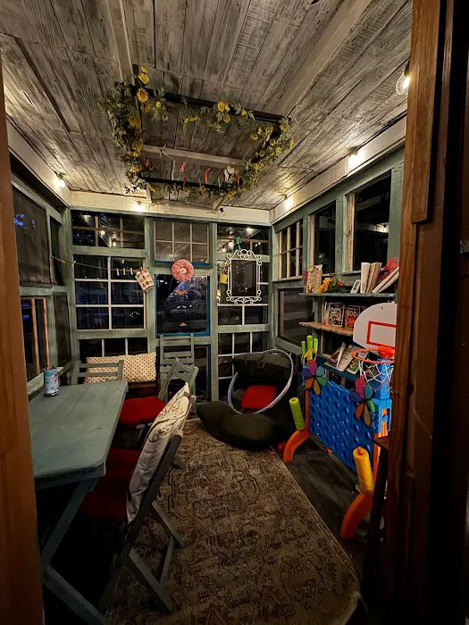 The Landing Riverside Picture 4