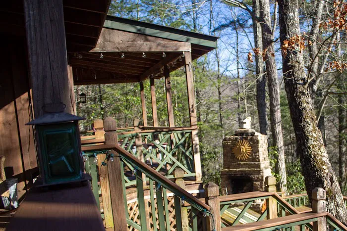 R Mason Cabin Picture 2