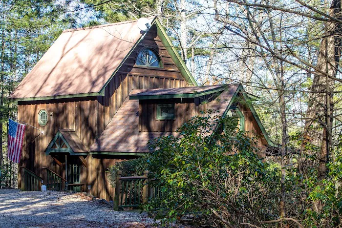 R Mason Cabin Picture 4