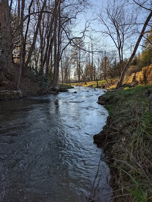 Whispering Pines Picture 4