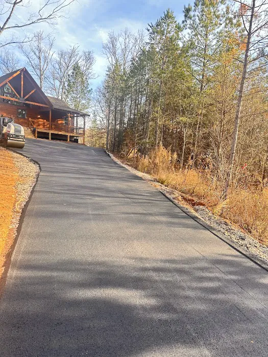 Blue Ridge Retreat on Wolf Creek Picture 6