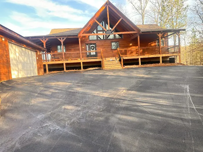 Blue Ridge Retreat on Wolf Creek Picture 1