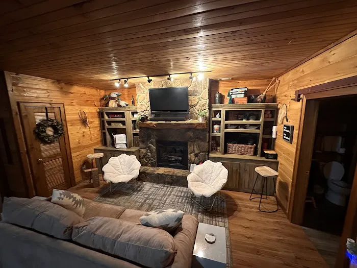 Three Bears Lodge Picture 7