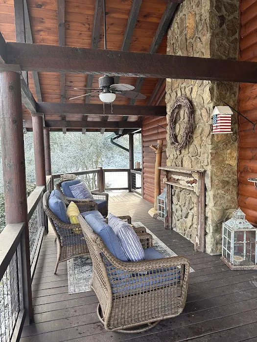 Three Bears Lodge Picture 6