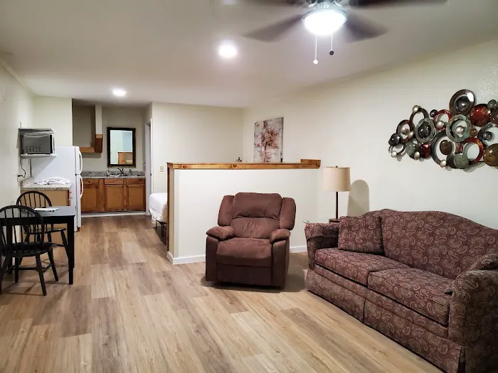 Bledsoe Forest Campground and Apartment Rentals Picture 9
