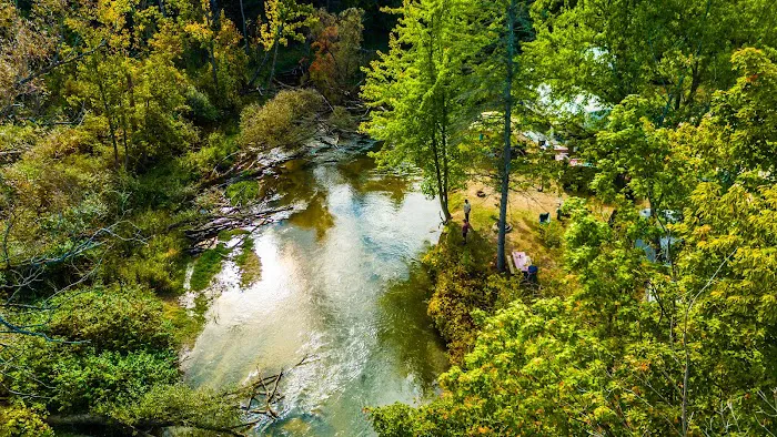 Winding River Campground Picture 4