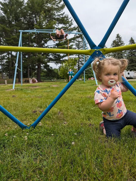 Winding River Campground Picture 5