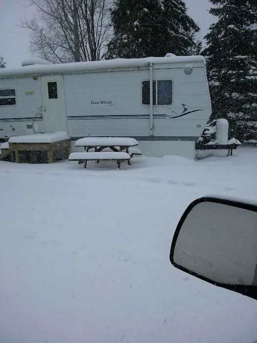 Sturgeon Valley Campground Picture 6