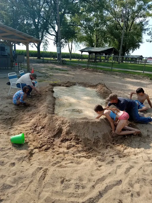 Rolling Oaks Campground Picture 2