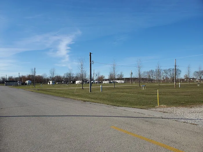 Sandwich Fairgrounds RV Campground Picture 2