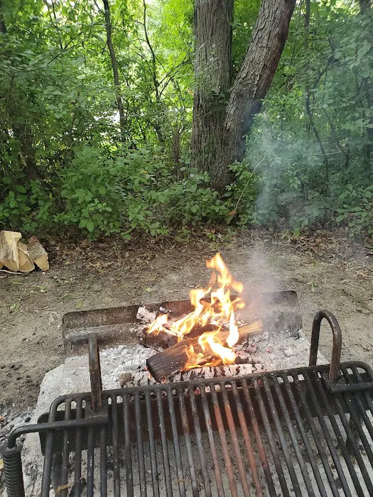 Fox Den Campground Picture 5