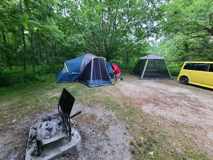 Fox Den Campground Picture 6