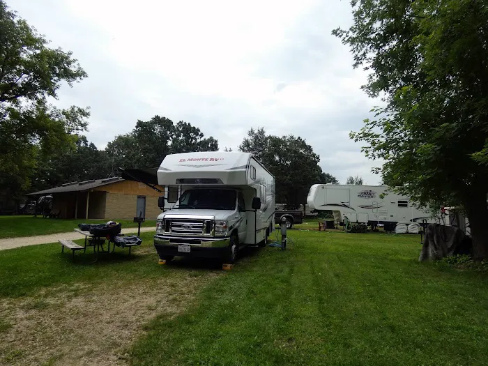 Thousand Trails Pine Country Picture 2