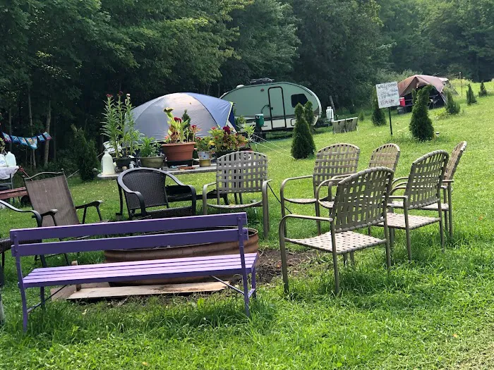 Llovely Meadows Campgrounds Picture 9