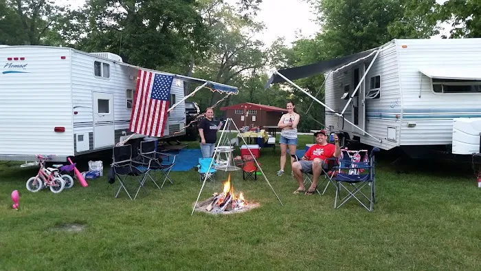 Hickory Hill CampGround Picture 8