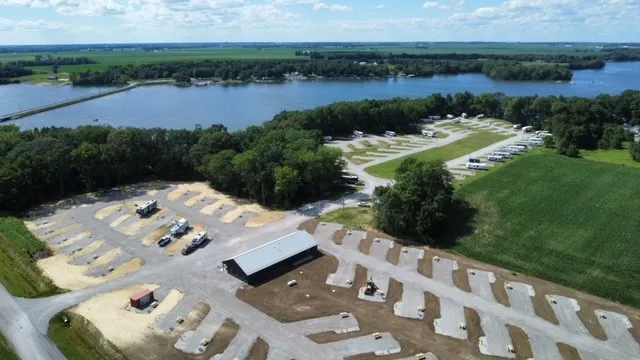 Lakeside Timbers RV Campground and General Store Picture 3