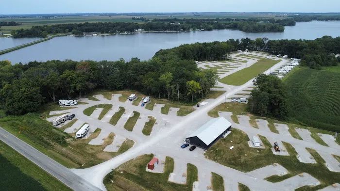 Lakeside Timbers RV Campground and General Store Picture 2