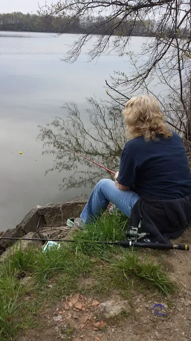 Lake Mattoon Campground & Marina Picture 1