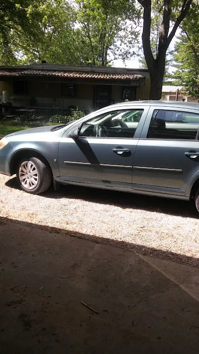 Lake Mattoon Campground & Marina Picture 4