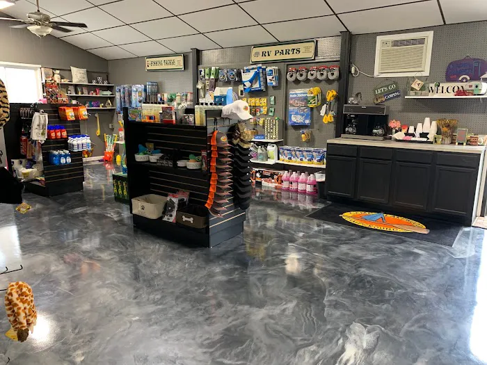 Camp Lakewood Campground Picture 2