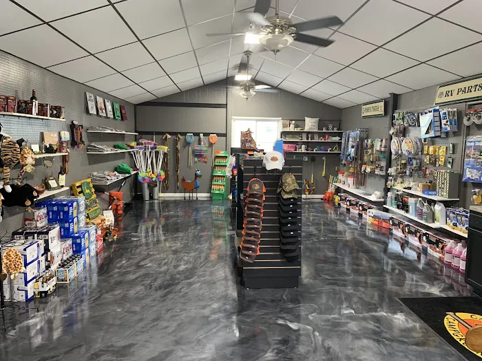 Camp Lakewood Campground Picture 9