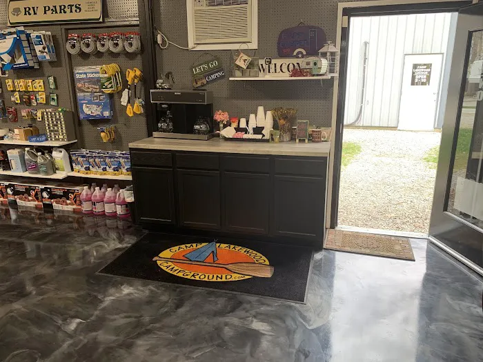 Camp Lakewood Campground Picture 6