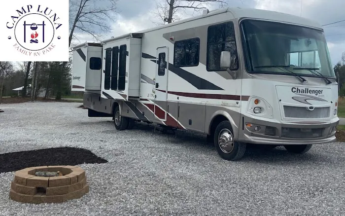 Camp Luna RV Park Picture 10