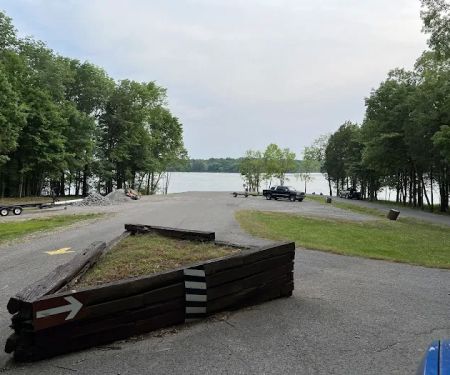 Poole Knobs Campground