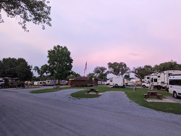 Two Rivers Campground Picture 10