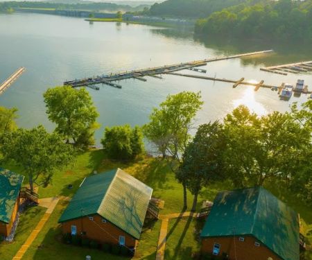 Nashville Shores Lakeside Resort